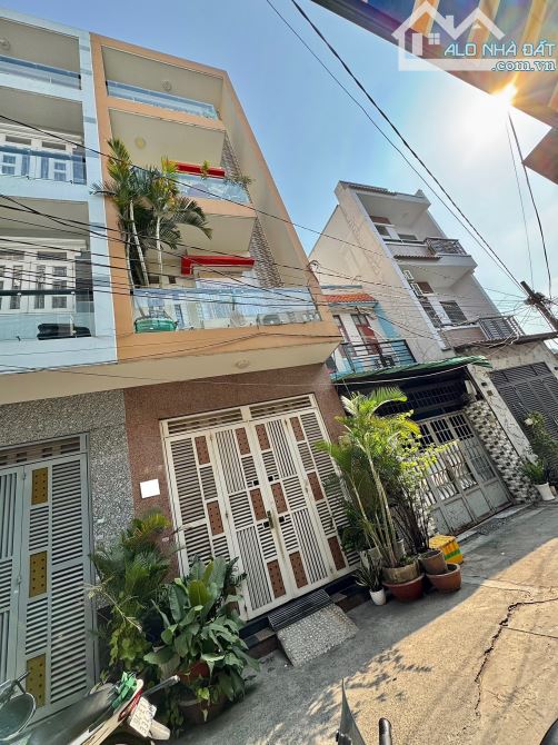✨ ”HIẾM” NHÀ ĐẸP 4 TẦNG, 61M2 (4x14M), FULL NỘI THẤT (5PN, 6WC) gần NGÃ TƯ BỐN XÃ - 7,4 TỶ