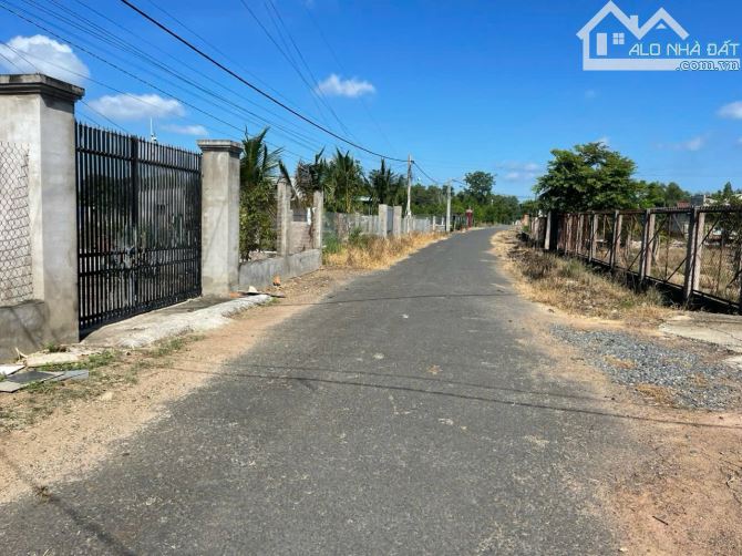 CHÍNH CHỦ GỬI BÁN LÔ ĐẤT THỊ TRẤN PHƯỚC BỬU -HUYỆN XUYÊN MỘC BRVT  DT LÔ ĐẤT  712 m