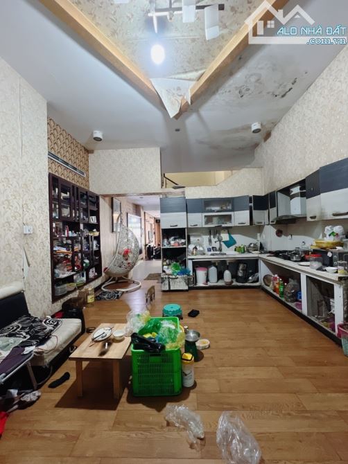 quận 8 ,phạm thế hiển,nhà 4 tầng, 5mx24m, ,ô tô ngủ nhà ,nhỉnh 7,x tỷ