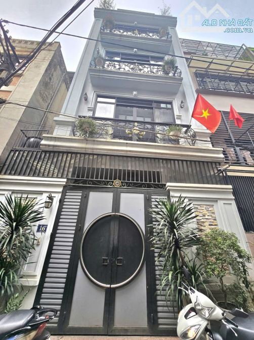 Giải Phóng - Thanh Xuân 57/65T2 x 5 tầng, mặt tiền 5.6m, giá 25.5 tỷ thương lượng
