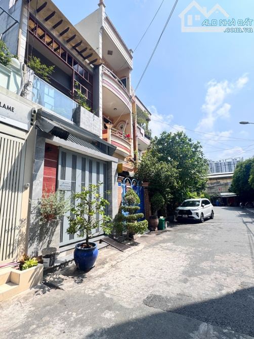 BÁN NHÀ MẶT TIỀN PHƯỜNG 14 QUẬN 8