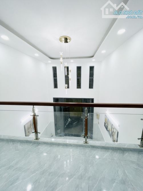 HXH ÂU DƯƠNG LÂN (CÁCH 10M) - NHÀ 3 TẦNG BTCT - 3,7X13M - 4PN - Ở NGAY - 5 TỶ NHỈNH