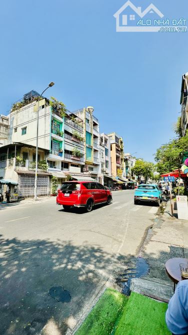 MẶT TIỀN NGUYỄN CẢNH CHÂN - KHU ẨM THỰC TRUNG TÂM QUẬN 1 - 4 TẦNG - DT 3M x 10M - 10.8 TỶ.