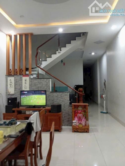 Bán nhà lầu tâm huyết P. Tân Hiệp