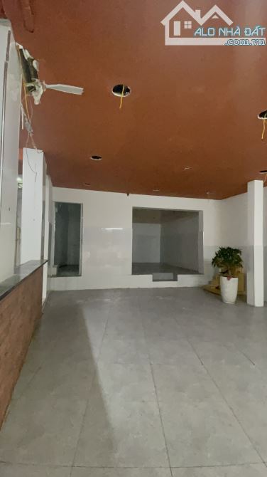 Cho thuê mặt bằng kinh doanh tầng 1 tại 7 Huỳnh Thúc Kháng, Đống Đa - Kinh doanh mọi mô h