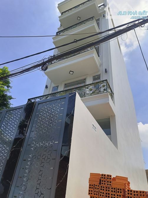 Căn Hộ Dịch Vụ Mới 5 Tầng - Dòng tiền 45tr tháng - Giáp Tân Phú