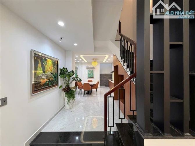 NHÀ ĐẸP LUNG LINH CHỦ THIẾT KẾ TỈ MỶ TỪNG CHI TIẾT SÁT MẶT TIỀN HUỲNH TẤN PHÁT - HẺM CAO R