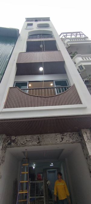 Cần bán gấp nhà phân lô khu VIP phố Nguyễn văn Huyên 45m2, 7T, thang máy, vừa ở vừa kinh d
