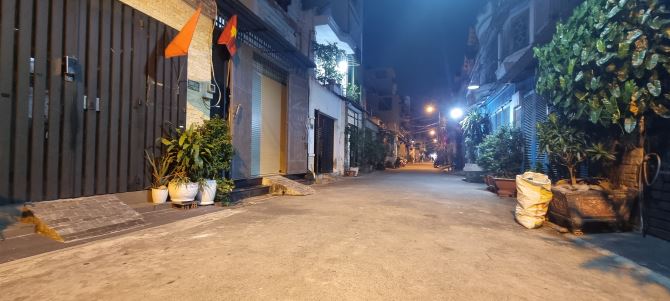 NHÀ ĐẸP GÒ VẤP, XE HƠI VÀO TẬN NHÀ, 4X16M, 4 TẦNG, CHỈ 6.95 TỶ