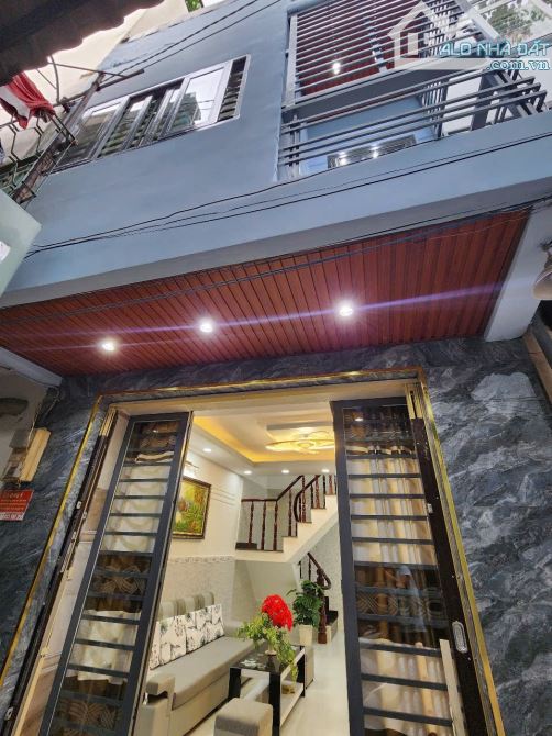 NHỉNH 4 TỈ -BÁN NHÀ NGUYỄN THỊ TẦN P2 QUẬN 8- 4❌10-HẺM 3.5 M- HIỆN HỮU