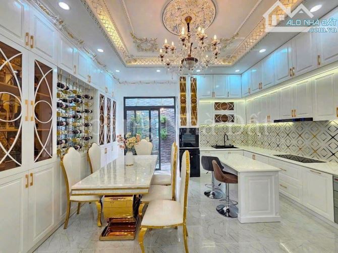 MẶT TIỀN KINH DOANH - ĐÀO TÔNG NGUYÊN - ĐƯỜNG RỘNG 14M - 4 TẦNG - NỘI THẤT NHẬP KHẨU