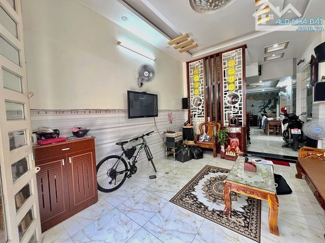 ✨ ”HIẾM” NHÀ ĐẸP 4 TẦNG, 61M2 (4x14M), FULL NỘI THẤT (5PN, 6WC) gần NGÃ TƯ BỐN XÃ - 7,4 TỶ - 10