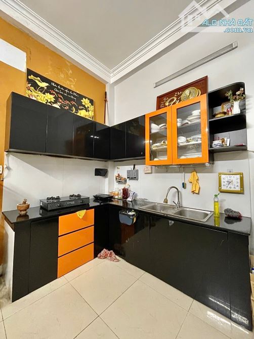 ✨ HẺM XE TẢI 8M THÔNG, khu dân trí an ninh yên tĩnh, 62M2 (4.1x15M), 1 Trệt 2 Lầu - 6,3 TỶ - 11