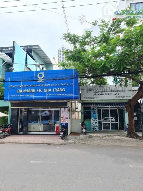 Bán nhà mặt tiền đường Ngô Gia Tự - Nha Trang . Giá 165 Triệu/m2 - Diện tích: 153m2 ngang - 1