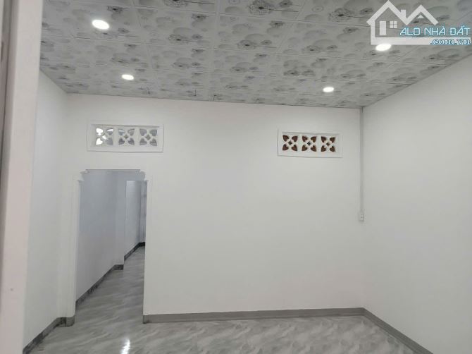 Nhà Vị Trí Đẹp Trương Thị Hoa 83M2, C4, 4.5Mx18.5M chỉ 4.4 tỷ Tân Thới Hiệp, - 1