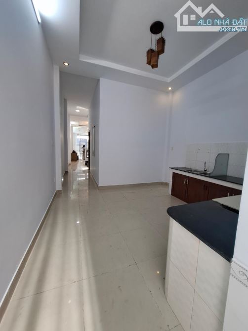 BÁN NHÀ BÌNH TÂN , NGUYỄN QUÝ YÊM, 88M2 ,XE HƠI VÔ NHÀ , CHỈ 7.X TỶ - 1