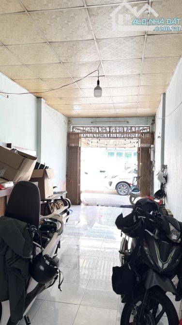 HẺM NHỰA - Ô TÔ 7 CHỖ VI VU - NGAY SÁT MT HƯNG PHÚ P9 Q8 - 52M2 CHỈ 4,6 TỶ - 1