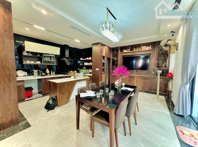 BÁN NHÀ ĐÀO TẤN - NGÕ ĐẸP NHẤT PHỐ - 76M2 - 4.6M MẶT TIỀN - 32.5 TỶ - CỰC HIẾM - PHÂN LÔ - 1