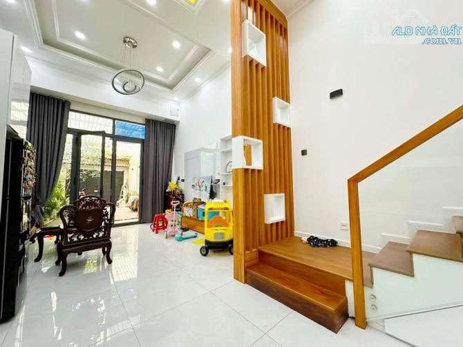 🏕BÁN GẤP NHÀ 3 tầng 126m2 mặt tiền TÚ XƯƠNG -hiệp phú 12.5 tỷ thuê 18tr - 1