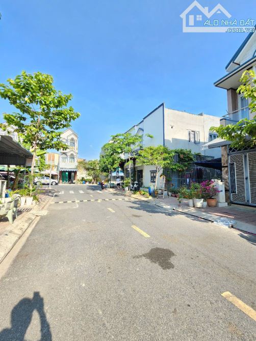 Bán đất KDC gần chợ Phú Phong 200m, Cách đường ĐT743 chỉ 200m, Thành phố Thuận An - 1