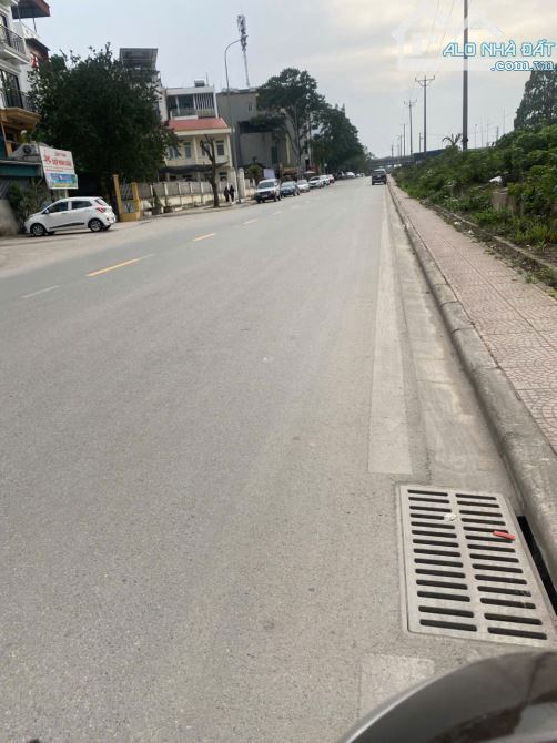 Đức Giang Long Biên, gần Nam Đuống, đất 150m², mặt tiền 8m, sổ vuông, ô tô tránh - 1