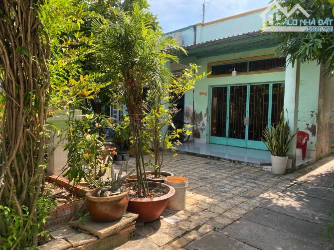 200m2 full thổ cư nhà cấp 4 (6x33) hẻm xe hơi gần đường chính Nguyễn Bình Phú Xuân, 7.6 tỷ - 1