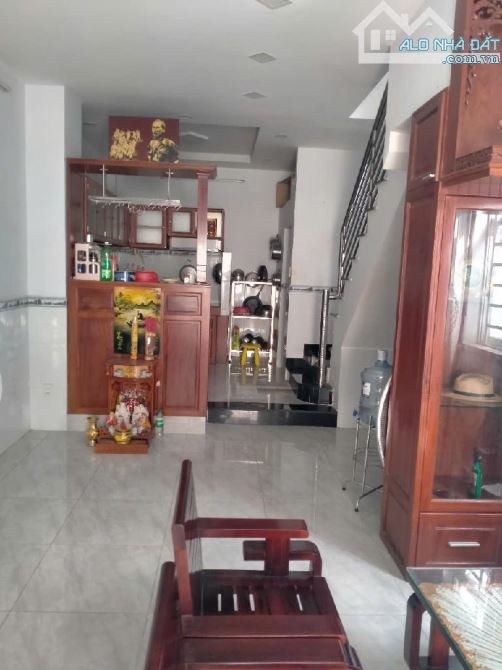 NGUYỄN VĂN QUỲ-  Q7- LÔ GÓC 2 MT - 2 TẦNG BTCT -50M²-  TN  9TR/TH - 4,2 TỈ - 1
