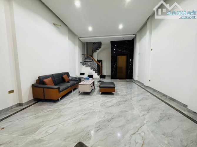 Bán toà Building phố Kim Mã, 58m2 x 7 tưqfng, thưng máy, ô tô, kinh doanh, Giá 20.9 tỷ. - 1