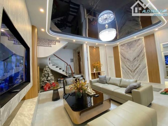 Cần bán nhà Phố Ngọc Khánh Nguyễn Chí Thanh Ba Đình 5T Nhà Mới Ở Ngày nhỉnh 15 Tỷ TL - 1