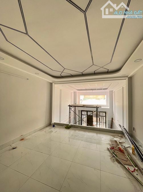 ✨ NHÀ 4 TẦNG HXH MỚI XÂY 56M2 (4x14M), 1 Trệt + 1 Lửng + 1 Lầu & Sân thượng (3PN) - 5,5 TỶ - 13