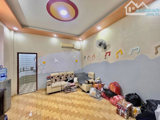 ✨ ”HIẾM” NHÀ ĐẸP 4 TẦNG, 61M2 (4x14M), FULL NỘI THẤT (5PN, 6WC) gần NGÃ TƯ BỐN XÃ - 7,4 TỶ - 17