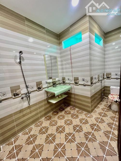 ✨ ”HIẾM” NHÀ ĐẸP 4 TẦNG, 61M2 (4x14M), FULL NỘI THẤT (5PN, 6WC) gần NGÃ TƯ BỐN XÃ - 7,4 TỶ - 19