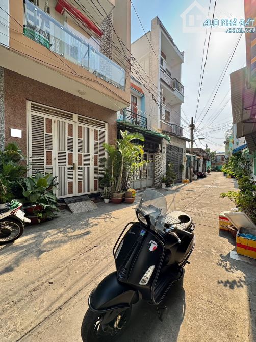 ✨ ”HIẾM” NHÀ ĐẸP 4 TẦNG, 61M2 (4x14M), FULL NỘI THẤT (5PN, 6WC) gần NGÃ TƯ BỐN XÃ - 7,4 TỶ - 2