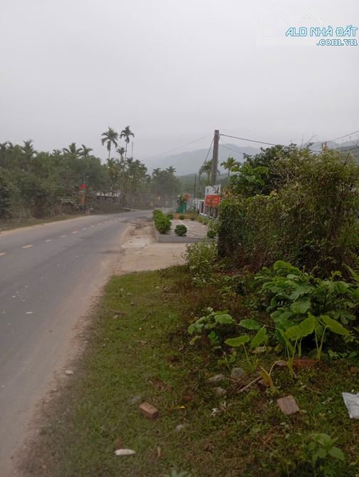 BÁN ĐẤT TẶNG NHÀ CẤP 4 TRỤC CHÍNH XÃ BA- HUYỆN DÔNG GIÁNG- QUẢNG NAM. - 2