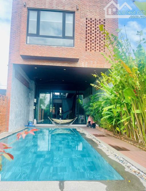 Hạ giá bán nhanh villa điện ngọc giá còn 7 tỷ 3 tầng 5pn 7wc hồ bơi  374m2 - 1