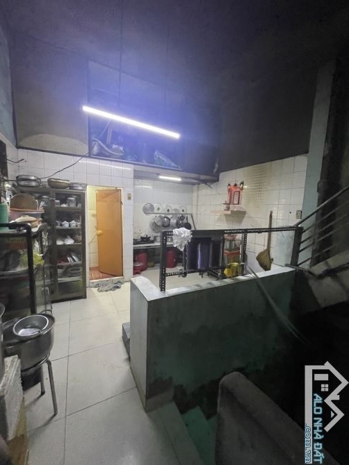 MẶT TIỀN KINH DOANH PHẠM PHÚ THỨ - P.3- Q.6- DT: 4*28M- 13 TỶ 9 - 2