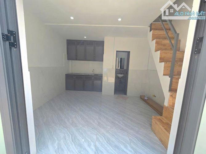 TÂN PHÚ - NGAY AEON TÂN PHÚ - HẺM 3.5M - VÀI BƯỚC RA MẶT TIỀN - 3 TẦNG DTSD 42M2 - 2.X TỶ - 2