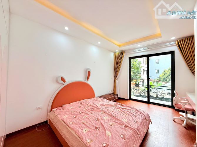 BÁN SIÊU PHẨM CẦU GIẤY - 40M - TẦNG 2P - NGÕ BA GÁC -  THOÁNG, RỘNG - NỘI THẤT SỊN SÒ - KH - 2