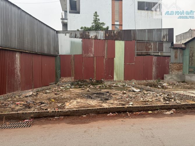 BÁN LÔ ĐẤT MẶT TIỀN ĐƯỜNG CHÍNH HỮU – GẦN KĐT BẢO LONG – ĐƯỜNG NHỰA Ô TÔ TRÁNH – GIÁ 2 TỶ - 2