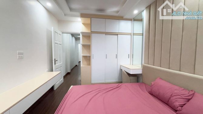 GARA Ô TÔ Phân Lô Hào Nam, 40m2, 6 tầng, kinh doanh, đầu tư giá 12.5 tỷ - 2