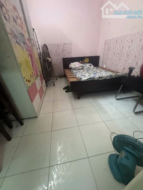 Quân 6, MT Hồng Bàng, Nhà đẹp 3 tầng, 83m2, ngang 5.5m, kinh doanh.Giá rẻ. - 2