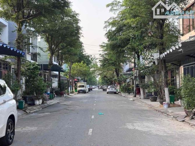 ✅NHÀ 3 TẦNG MỚI XÂY- FULL NỘI THẤT🔥ĐƯỜNG 7M5 -GIÁ TỐT - GẦN CÔNG VIÊN - 2