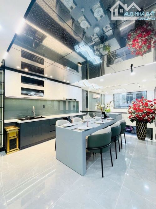 Nhà Bán 6 Lầu . Thang Máy .  Phạm Văn Chiêu . Gò Vấp . Hẻm 8m. 4 x15 . Nhỉnh Hơn 13 tỷ - 3