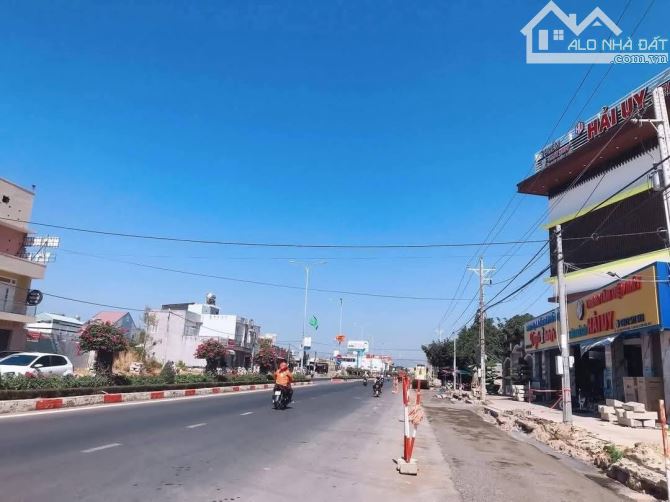 👌👌👌Bán 2740 m² đất mặt tiền đường 36m Nguyễn Tất Thành, TT Long Hải - 3