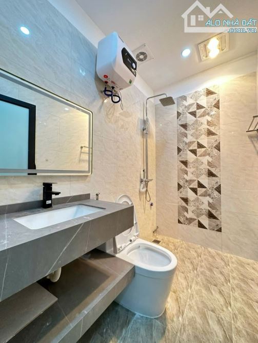 Bán nhà Chùa Hàng, Trần Nguyên Hãn, Lê Chân, Hải Phòng. 3 tầng, 48m2, 3,35 tỷ. Ngang 4m, d - 3