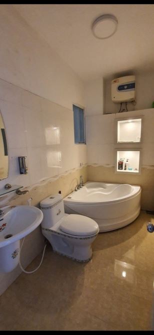 Bán Khách sạn 2 mặt tiền 18 phòng x 146m2 Đường Phan Châu Trinh, Hải Châu Đà Nẵng - 3