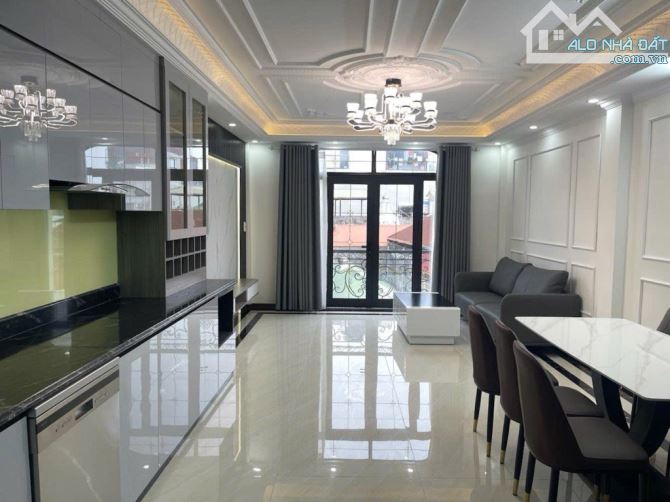Bán nhà Vương Thừa Vũ, DT 52m2, MT 4.5m, đẹp long lanh, 7 tầng thang máy, oto tránh, 22 tỷ - 3