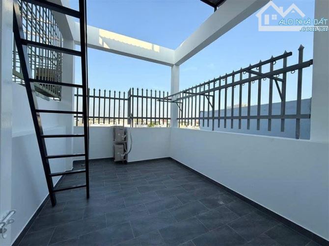 NHÀ ĐẸP LUNG LINH CHỦ THIẾT KẾ TỈ MỶ TỪNG CHI TIẾT SÁT MẶT TIỀN HUỲNH TẤN PHÁT - HẺM CAO R - 3