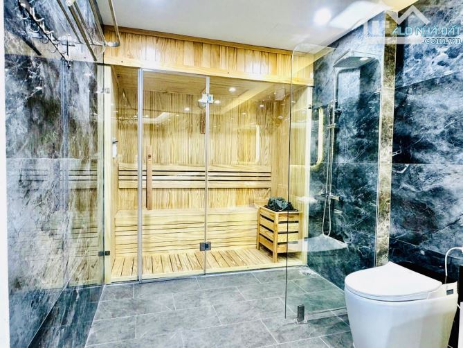 Bán Nhà Đẹp Ngọc Lâm - Bể Bơi Vô Cực - NT Đẳng Cấp Trời Âu - Dt + Mt Khủng - 3