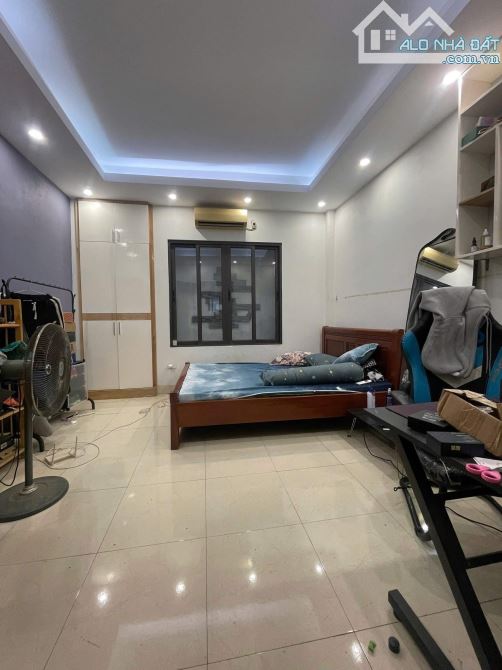 Bán nhà mặt ngõ phố Nguyễn Đức Cảnh,Q.Hoàng Mai, dt46m, 5tầng,mt 4m giá hơn 8tỷ - 3